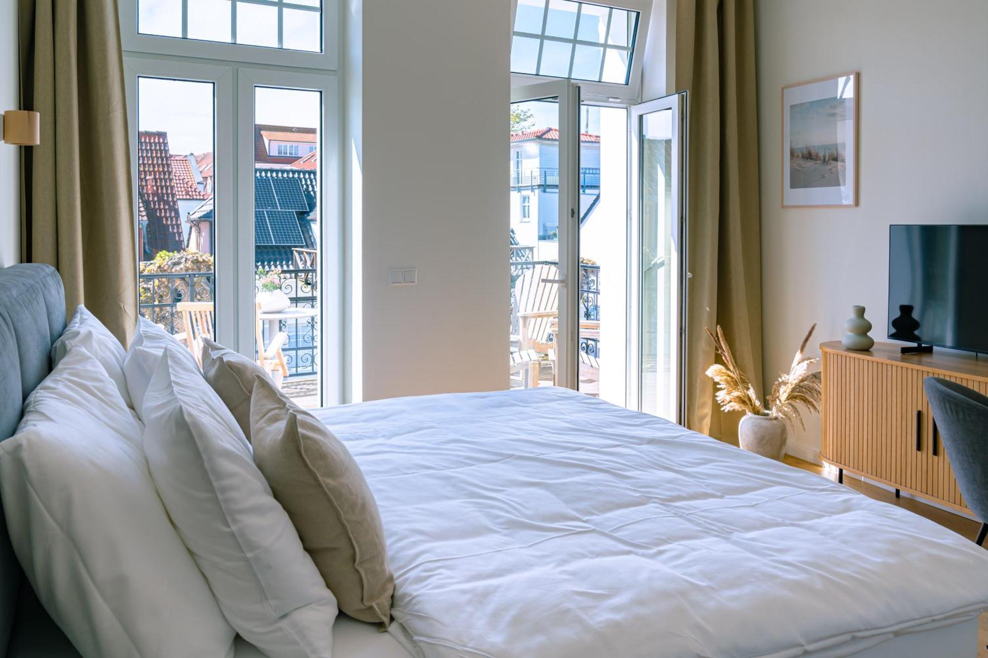 Kapitaenshaus Friedrich Franz - Premium Apartments 200 Meter Vom Strand Und Alten Strom Rostock Eksteriør bilde