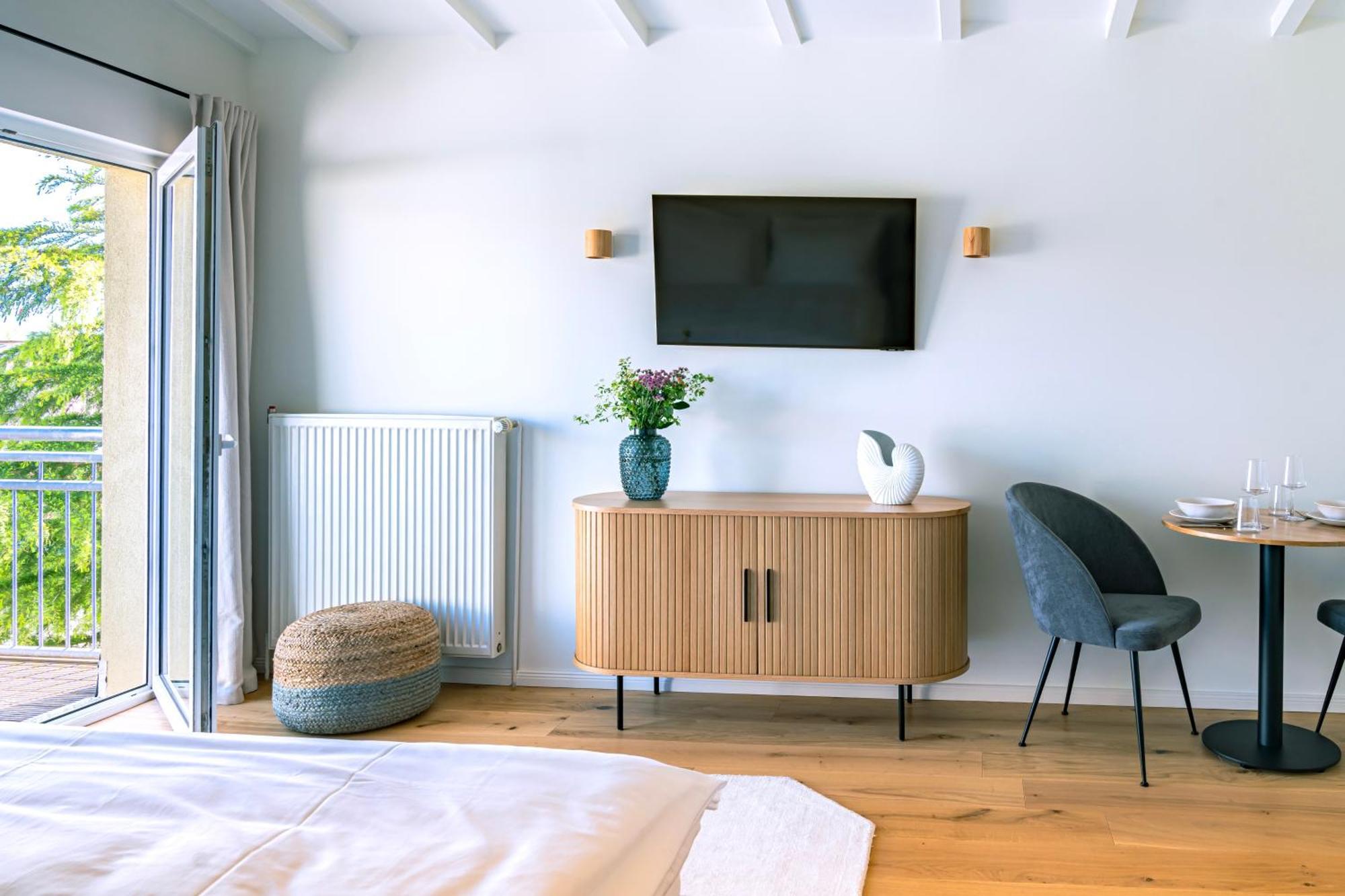 Kapitaenshaus Friedrich Franz - Premium Apartments 200 Meter Vom Strand Und Alten Strom Rostock Eksteriør bilde