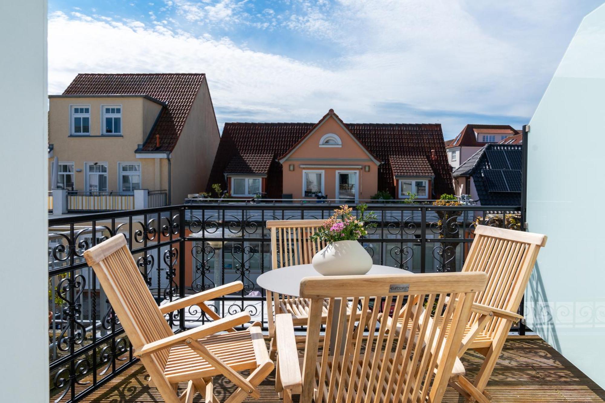 Kapitaenshaus Friedrich Franz - Premium Apartments 200 Meter Vom Strand Und Alten Strom Rostock Rom bilde